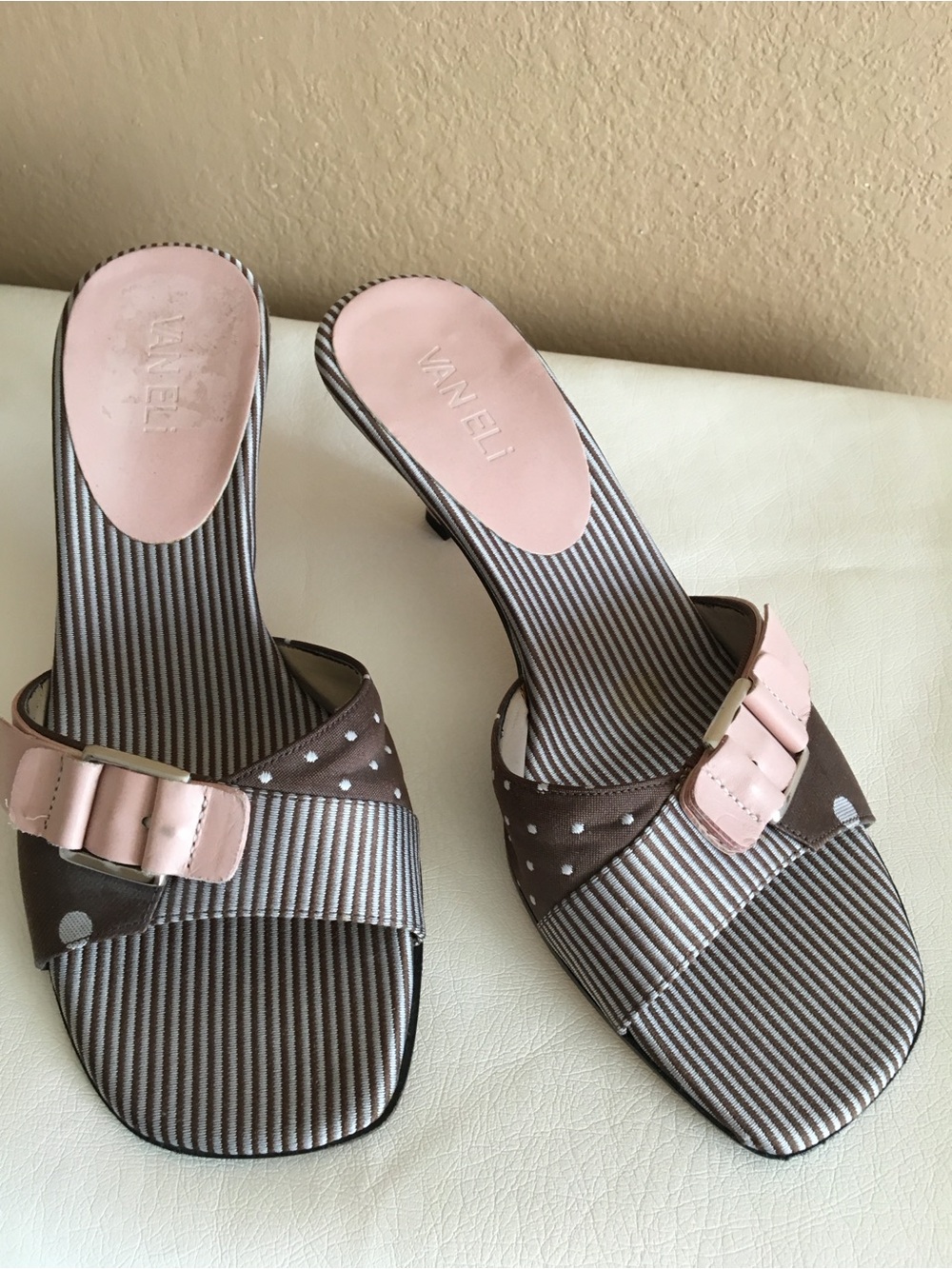 VANELI MULE • Size 6